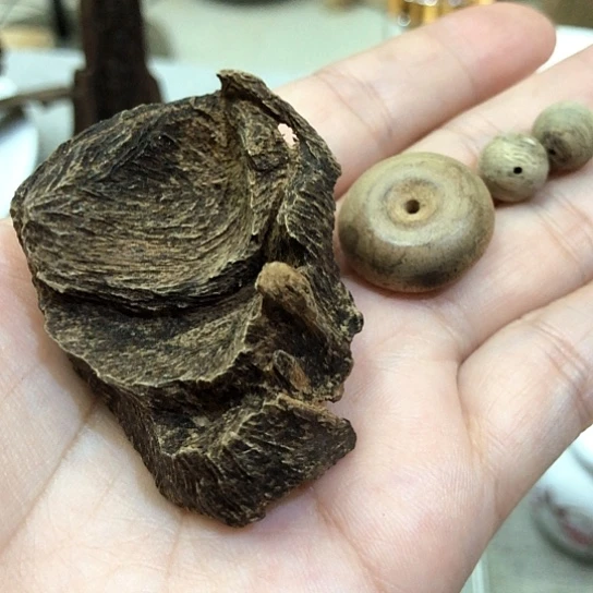 沉香吊坠沉香吊坠