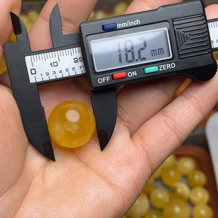 ****蜜蜡未镶嵌珠宝奇石天然蜜蜡散珠微瑕一粒