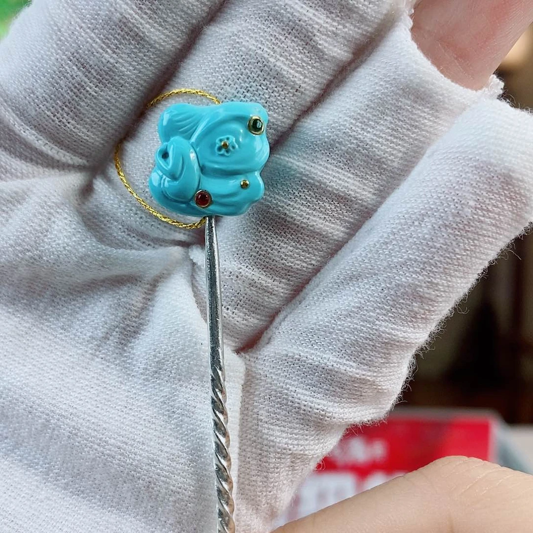 未镶嵌绿松石珠宝奇石