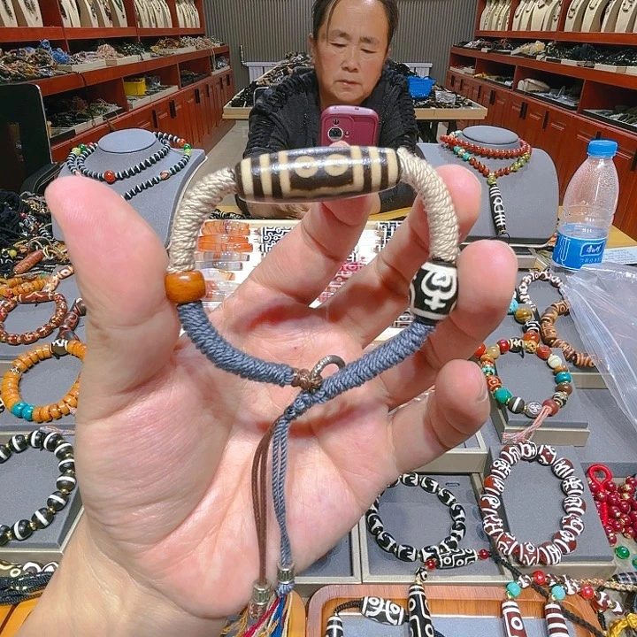 未镶嵌玛瑙/玉髓珠宝奇石
