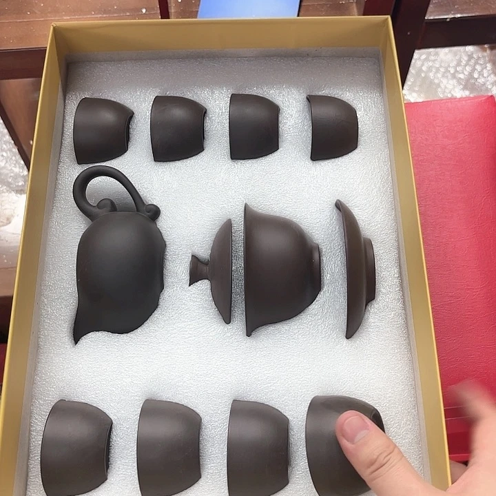 孤品茶具套装等。