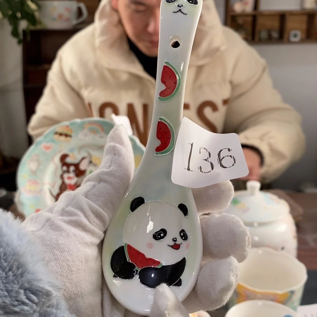 小***瑰瓷片景德镇釉下彩手绘