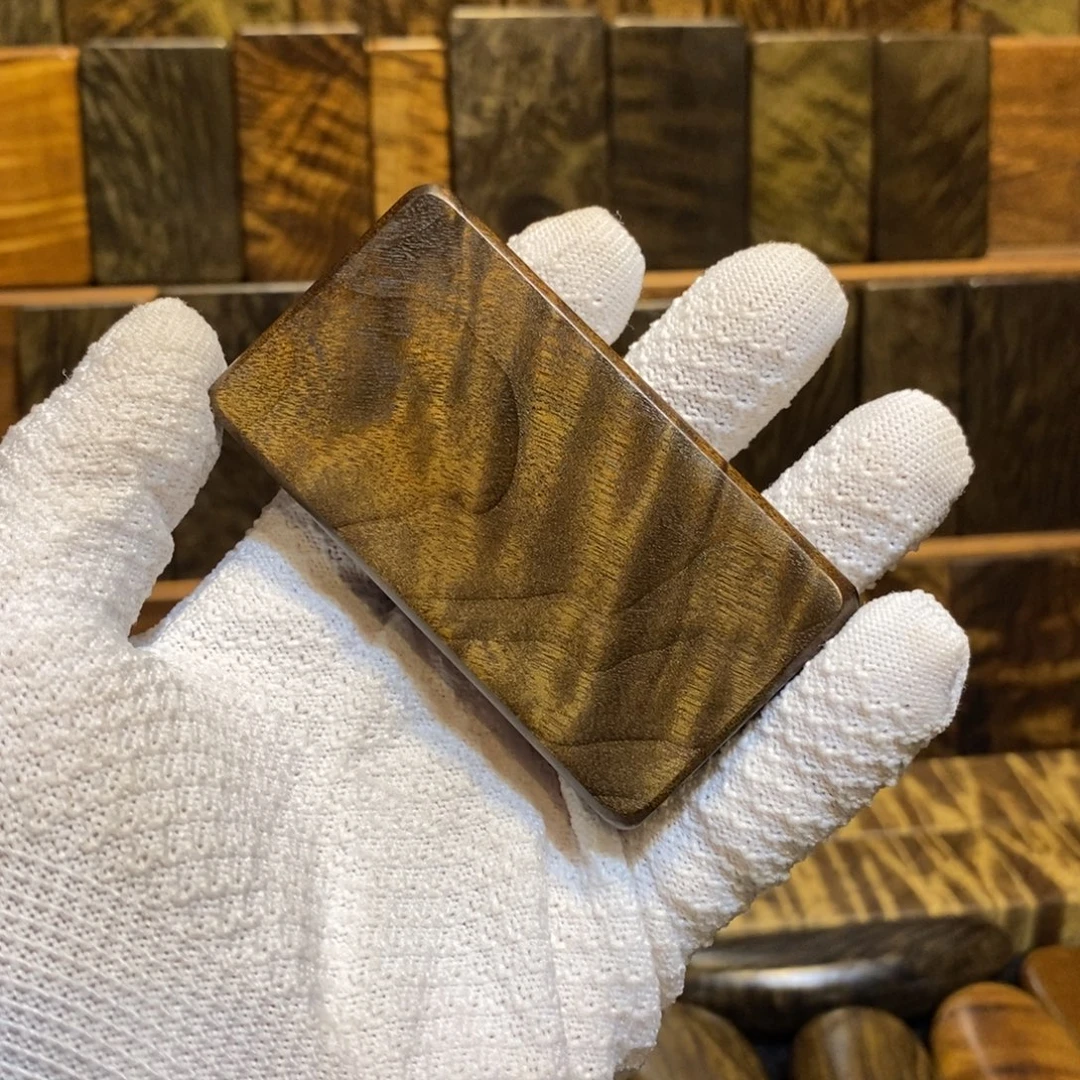 阴沉木阴沉金丝楠木无事牌