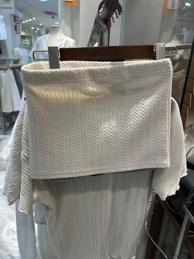 No退No换壹韩国东大门女装2025夏季新款设计感百搭抹胸上衣女034c