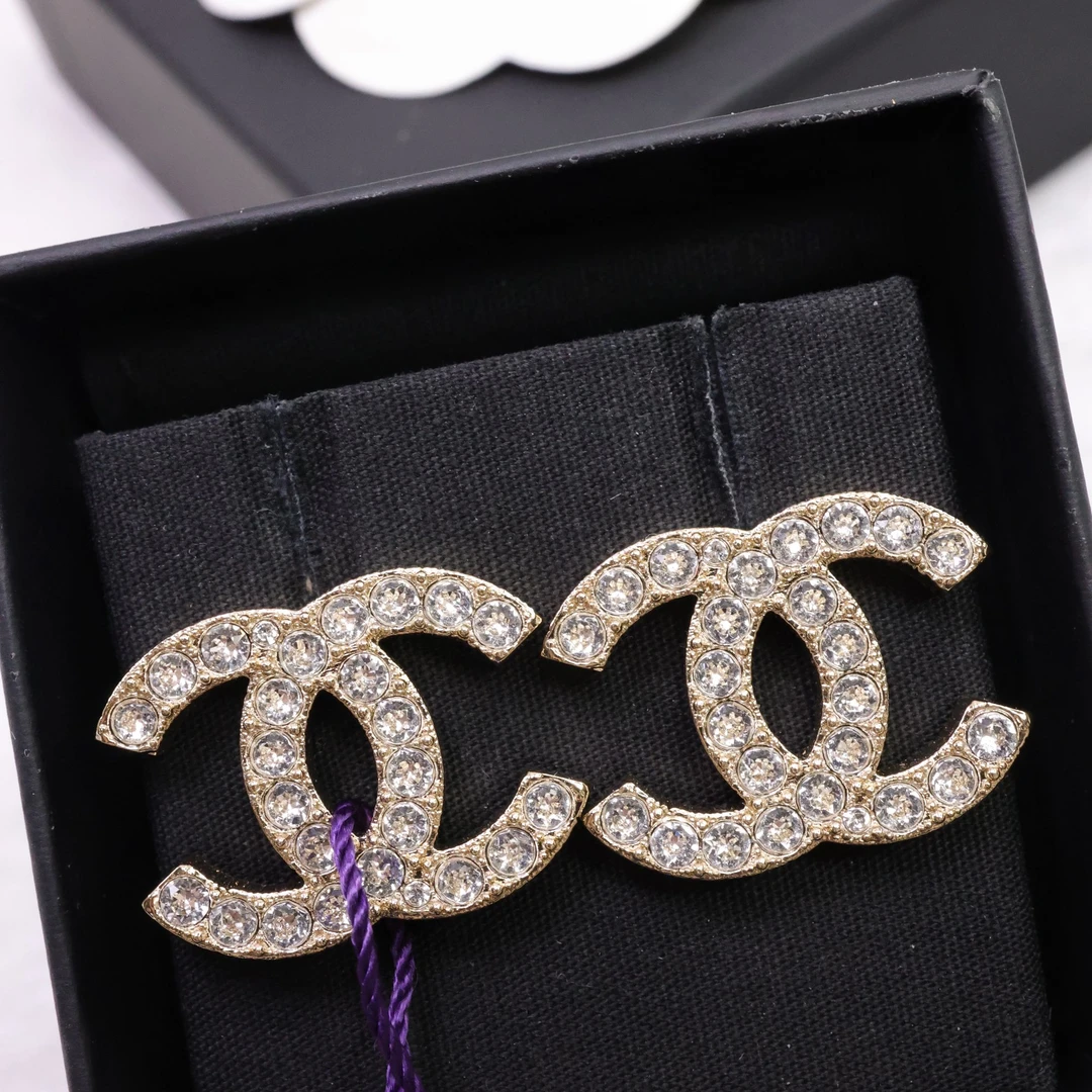 未使用 Chanel/香奈儿 24k金色满钻大号双C耳钉 06056