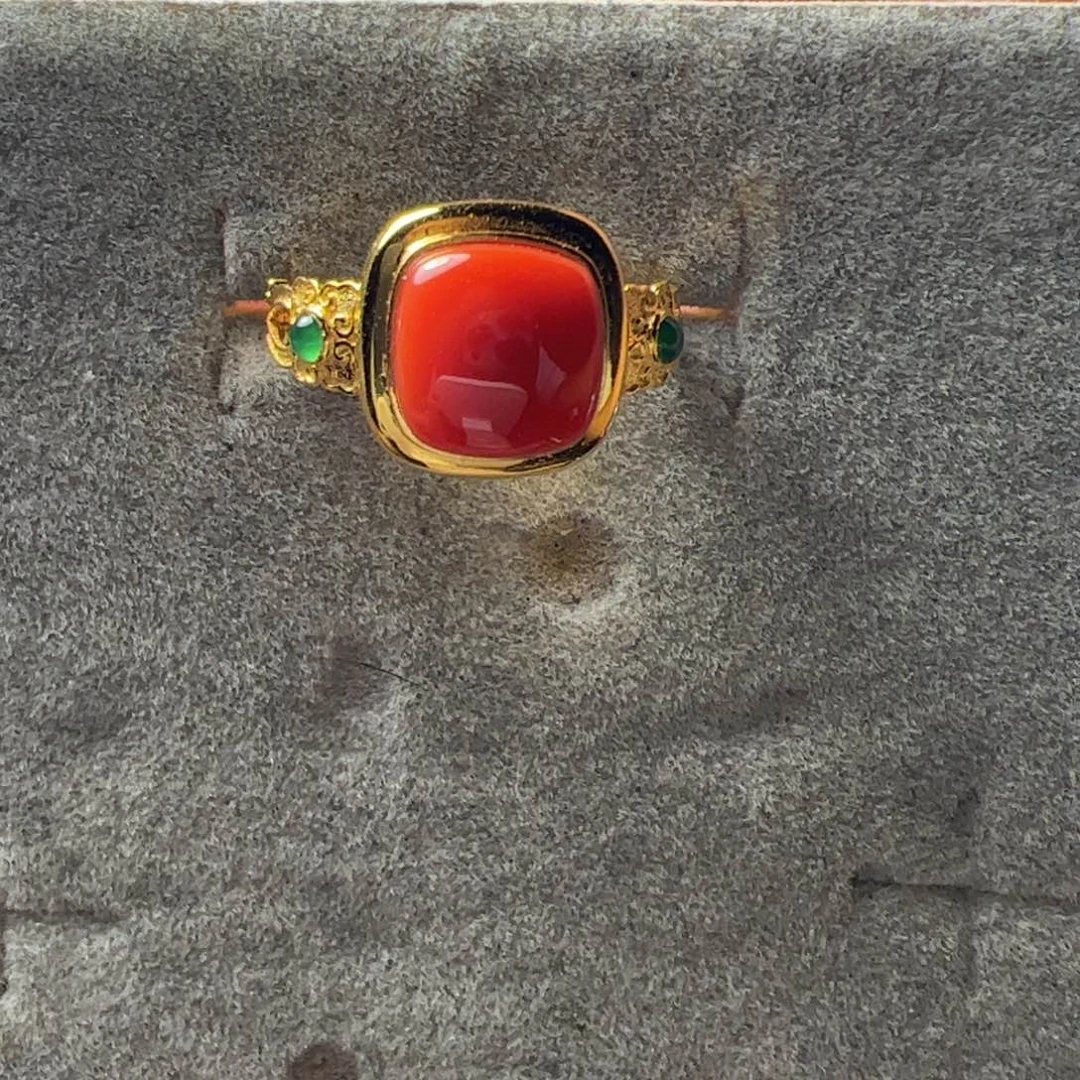 南红玛瑙女戒18K金镶嵌