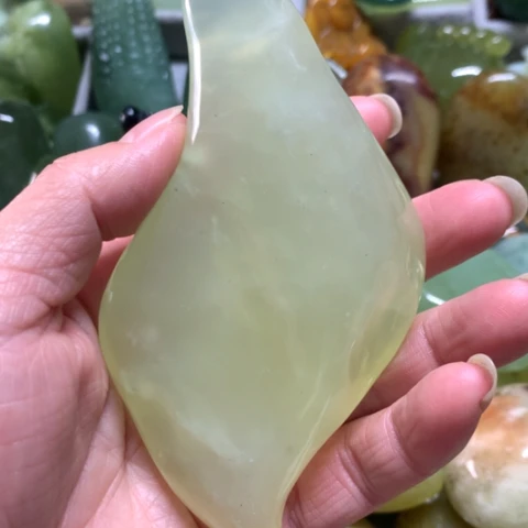 蛇纹石玉未镶嵌手把件