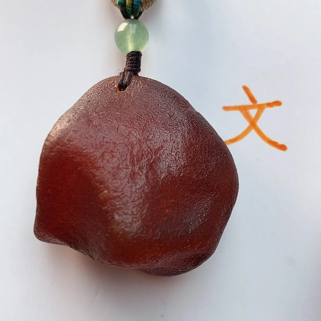 未镶嵌琥珀珠宝奇石18
