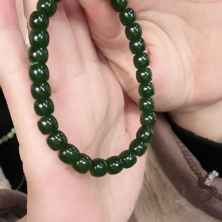 和田玉（碧玉）未镶嵌颈饰