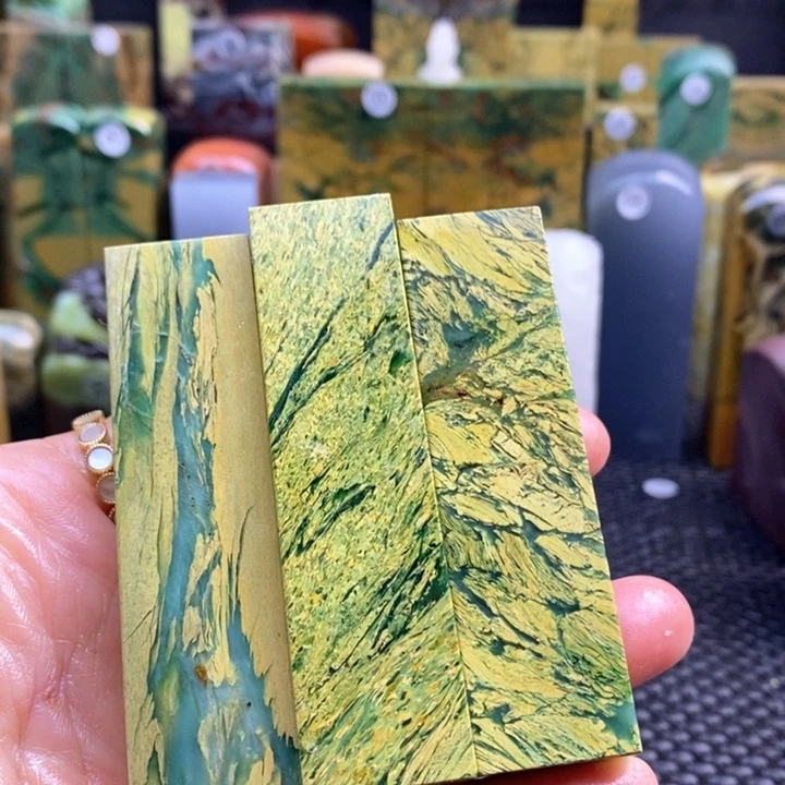 青田石游**房青田石印章石