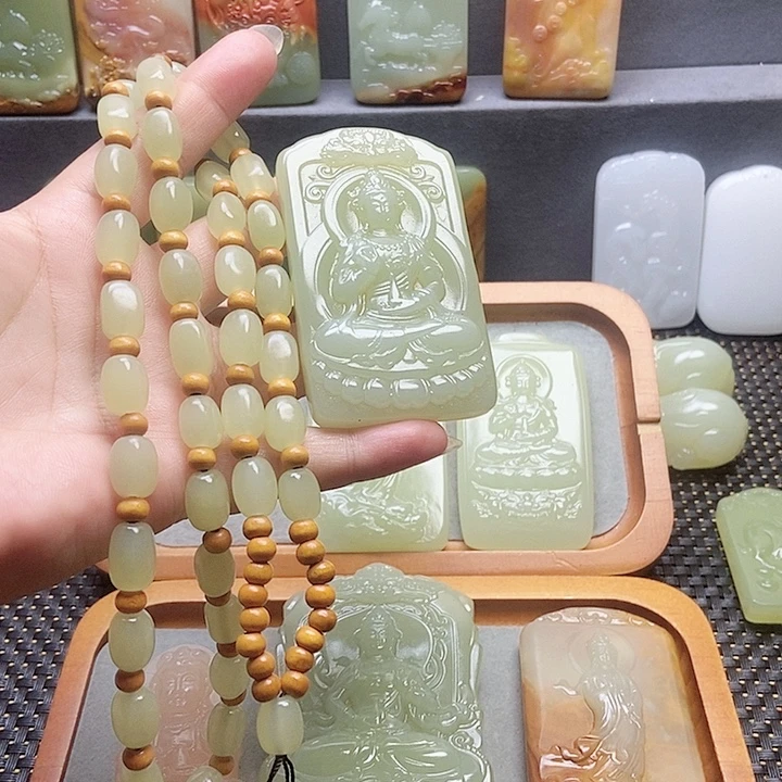 新疆昆仑山脉料观音