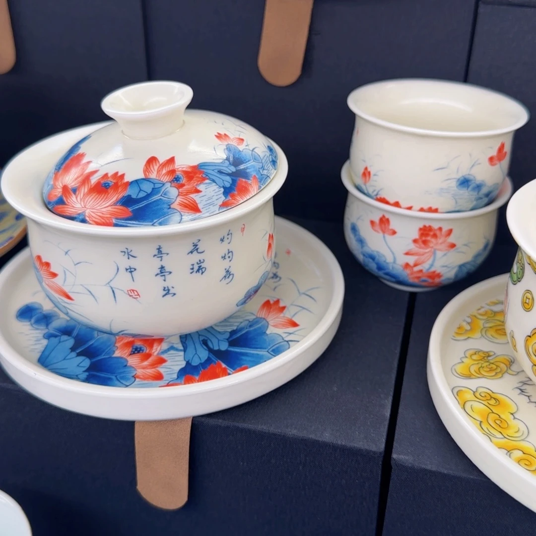 这些盖碗真好看！！！