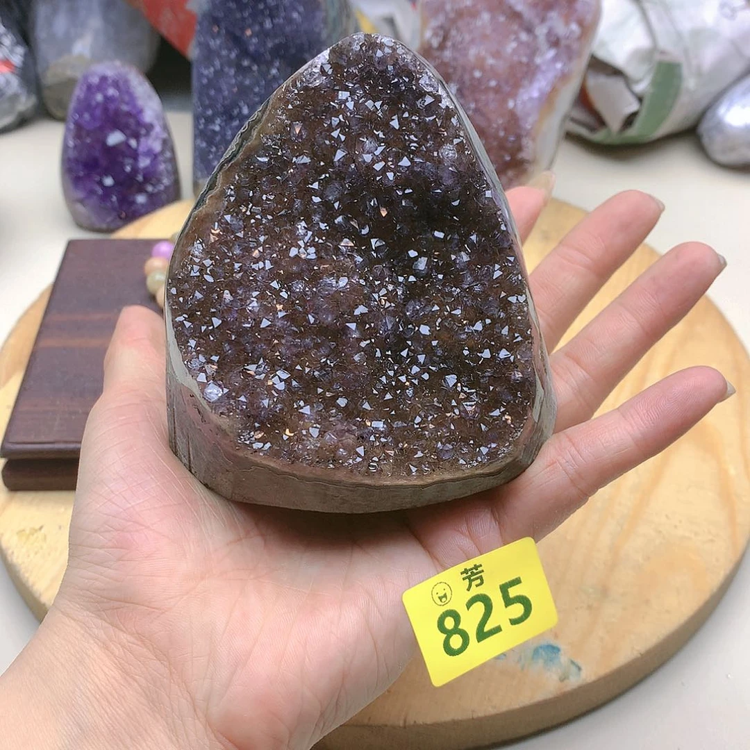 紫晶大型摆件（非配饰）未镶嵌