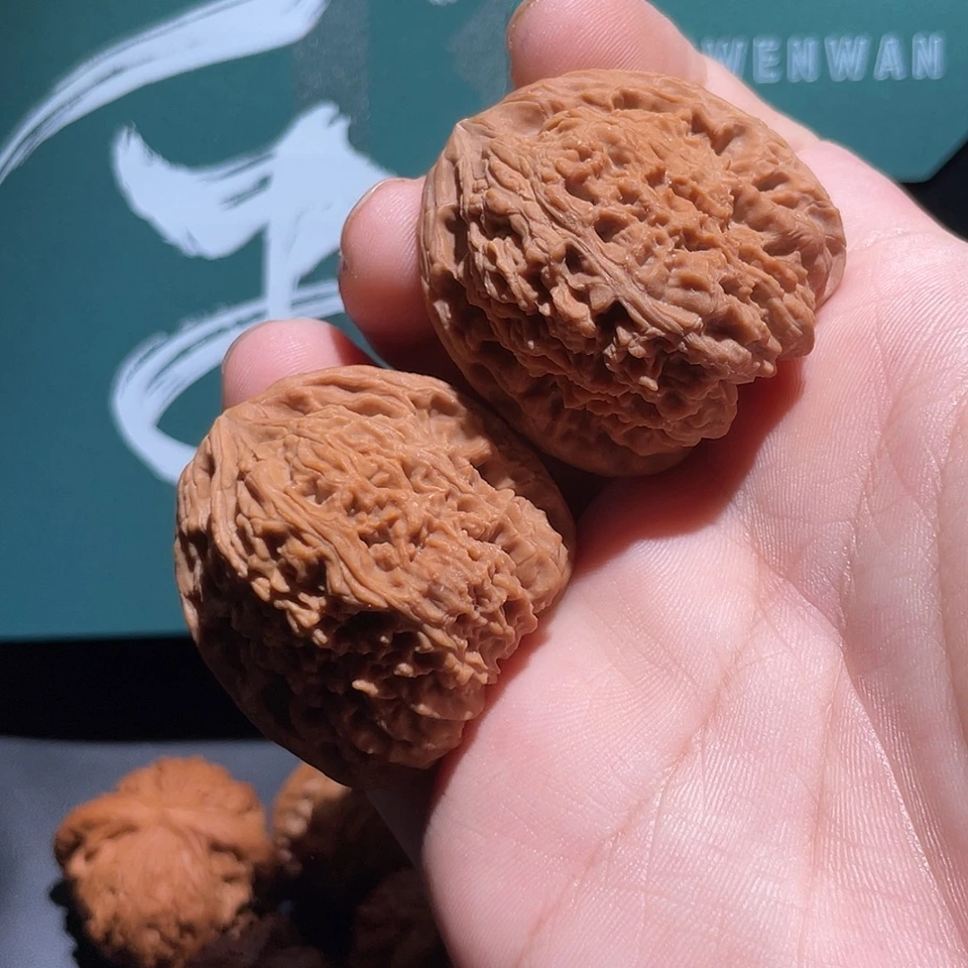 吊坠文玩核桃40红皮丑疆25010