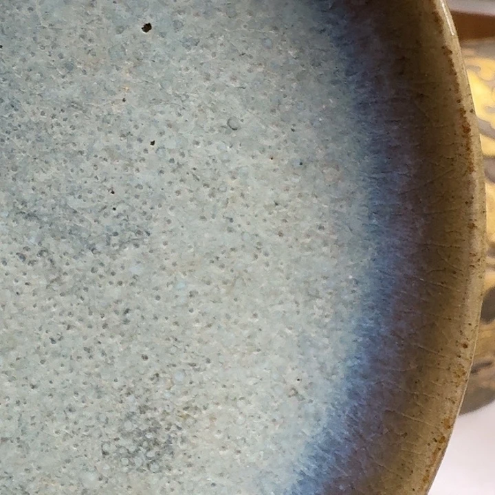 瑶***归瓷片佛像等各种文物收藏品和