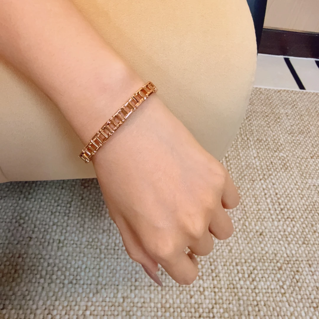 铜合金手链 SZ054金色女日韩男女通用小众轻奢手饰首饰
