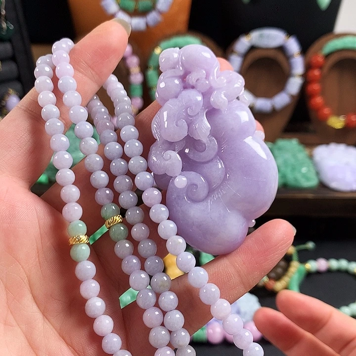 翡翠未镶嵌颈饰吊坠