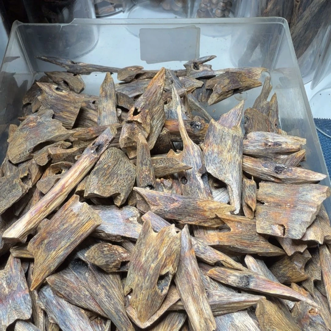 树脂制品陆河块料50克装