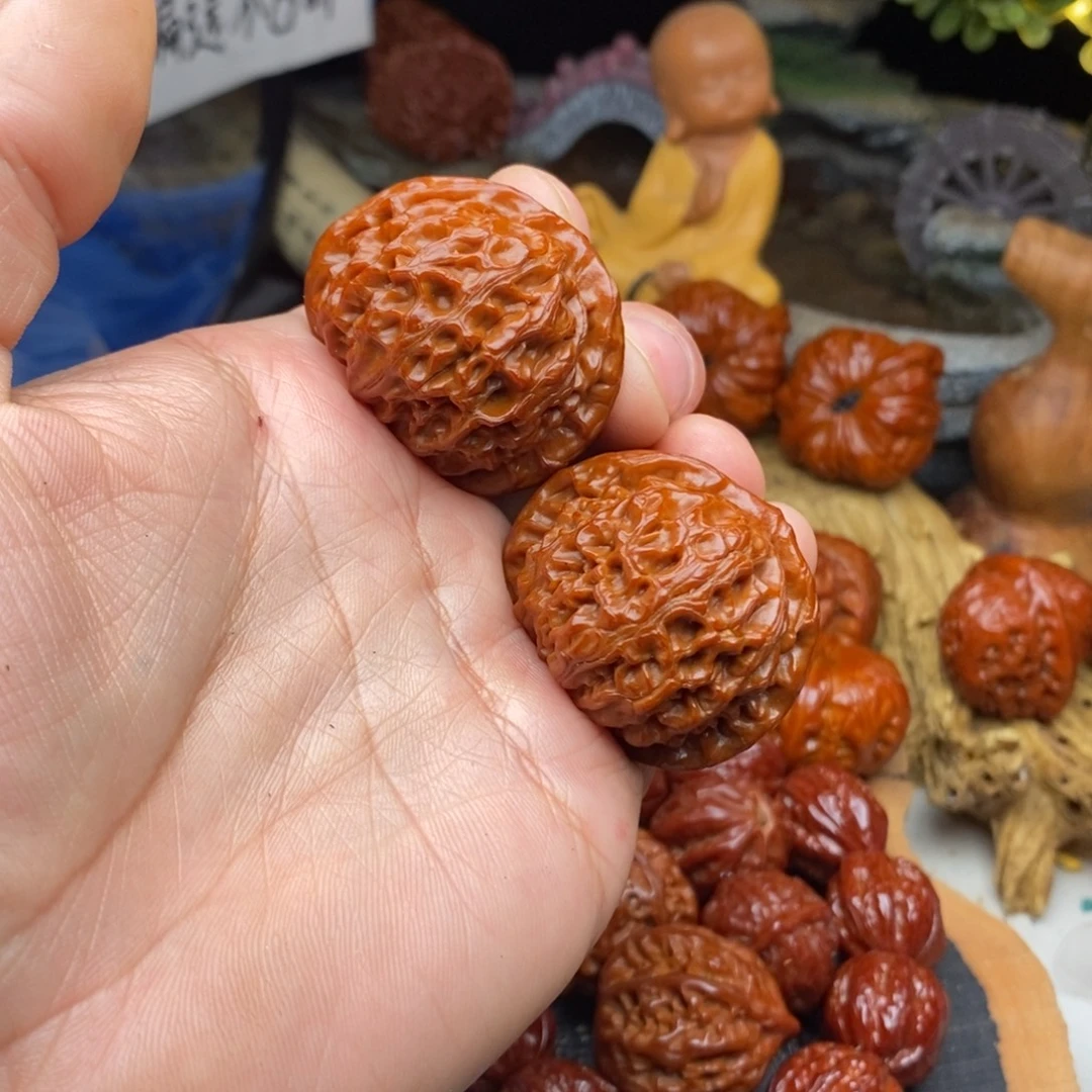 成***文玩核桃把件宫灯