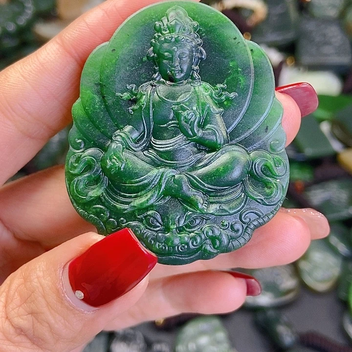 颈饰未镶嵌和田玉