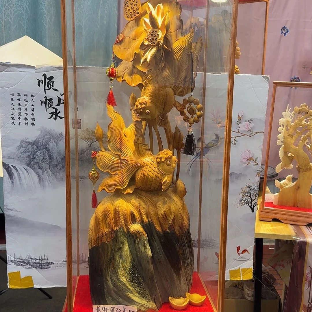 靓***公柏木（崖柏）木雕款