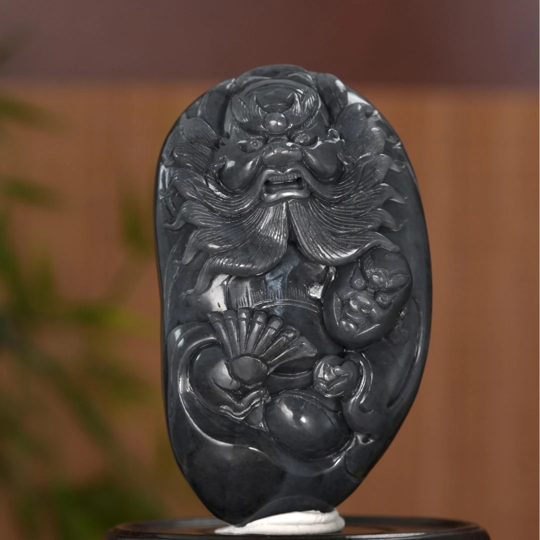 Lot11.和田玉青花钟馗把件/220046/拍宝