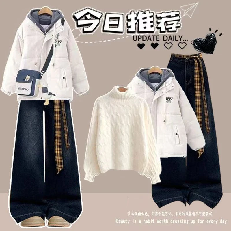 2025冬季穿搭一整套女韩版宽松假两件棉服+毛衣系带牛仔裤三件套
