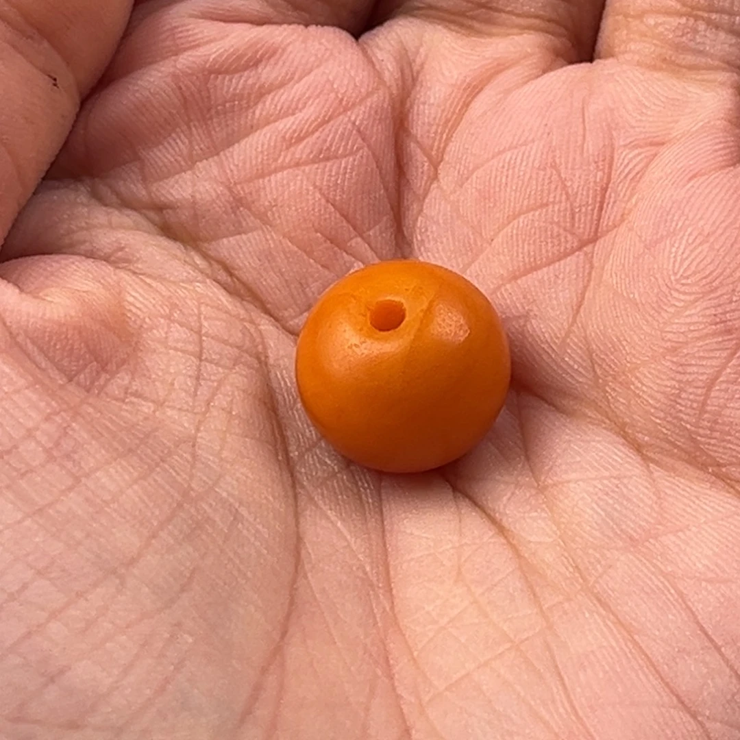 ぐ***、琥珀未镶嵌颈饰老蜜蜡