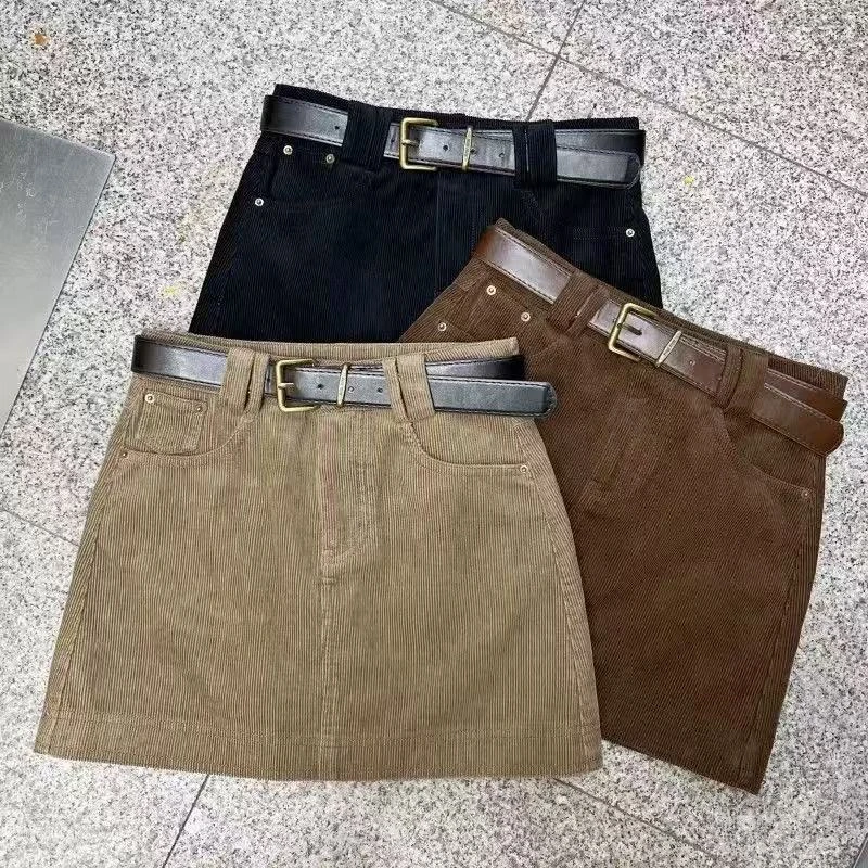 韩系灯芯绒半身裙女秋冬新款显瘦小个子防走光百搭A字短裙子