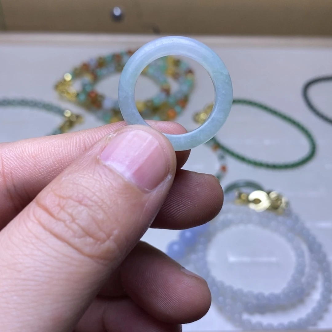 定制翡翠未镶嵌缅甸天然翡翠A货