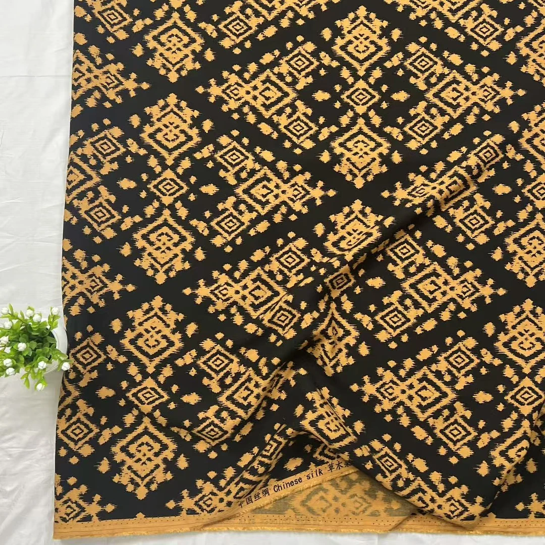 黑底几何图草木染汉锦布料丝绸凉爽 145左右幅宽