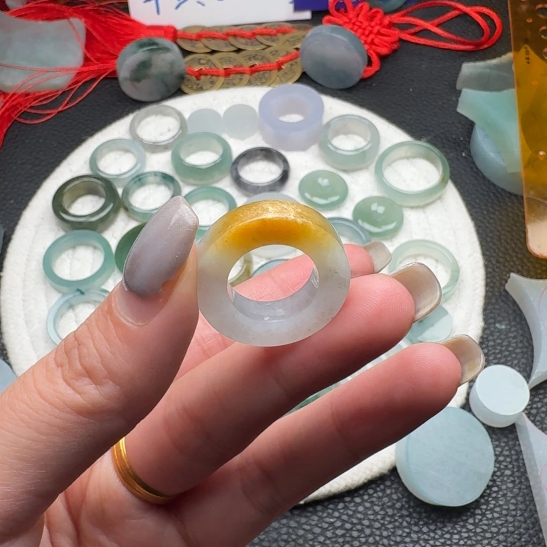 定制翡翠未镶嵌天然翡翠