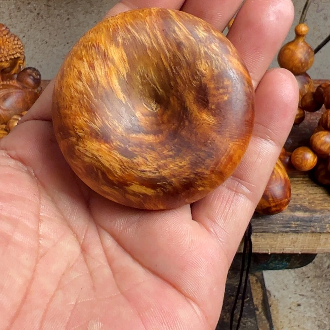 松木（琥珀木）无事牌微瑕