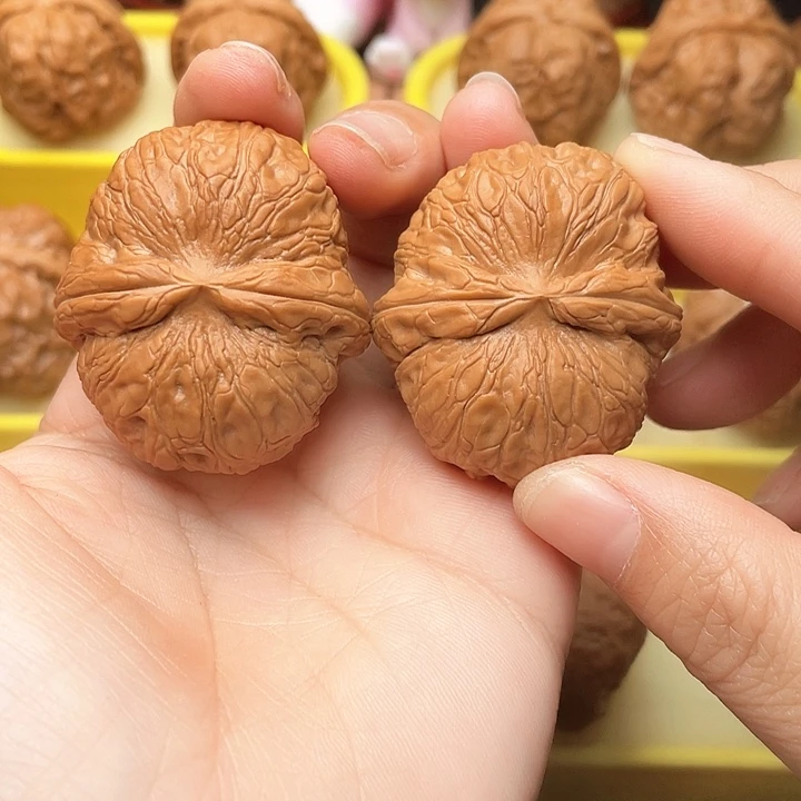 文玩核桃吊坠玖***梦元宝