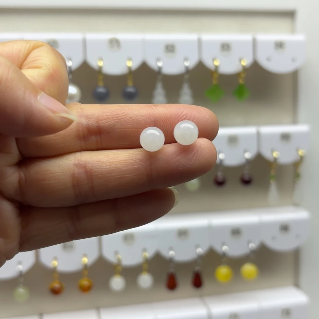 和田玉银S925镶嵌耳饰8mm