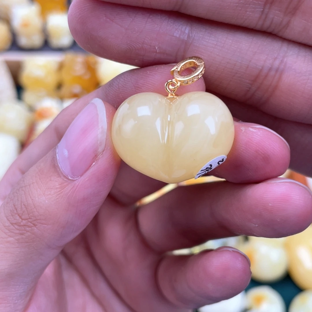 裸石琥珀未镶嵌蜜蜡