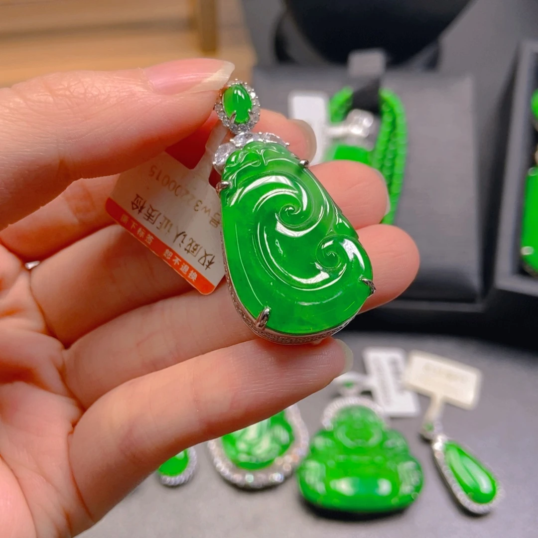 A***e翡翠银S925镶嵌吊坠(不含链)