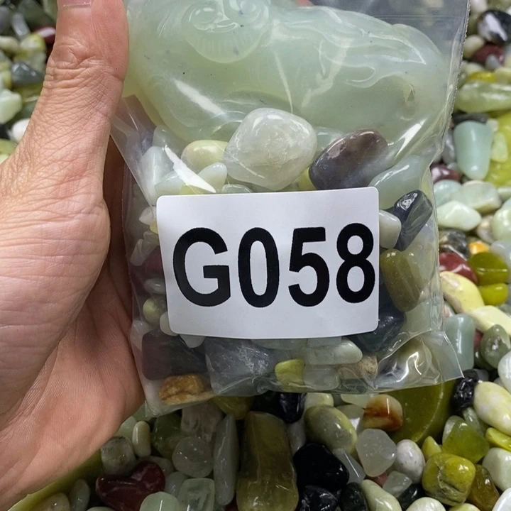 蛇纹石玉鱼缸石未镶嵌