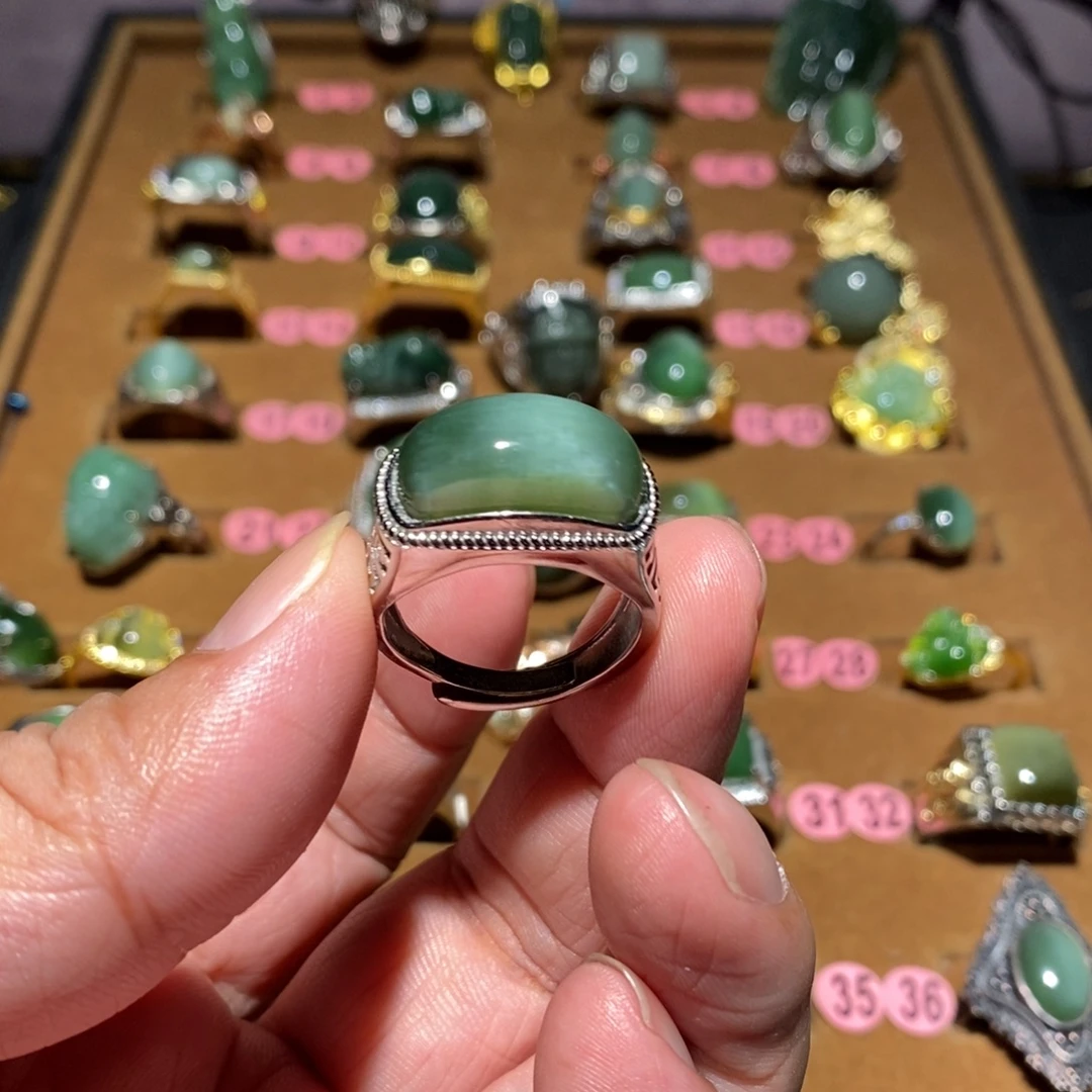 和田玉未镶嵌戒指