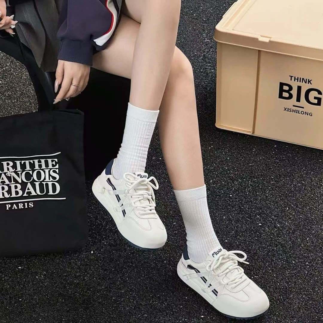 且朴2025夏季新款圆头阿甘拼色复古运动单鞋前系带松糕跟休闲百搭