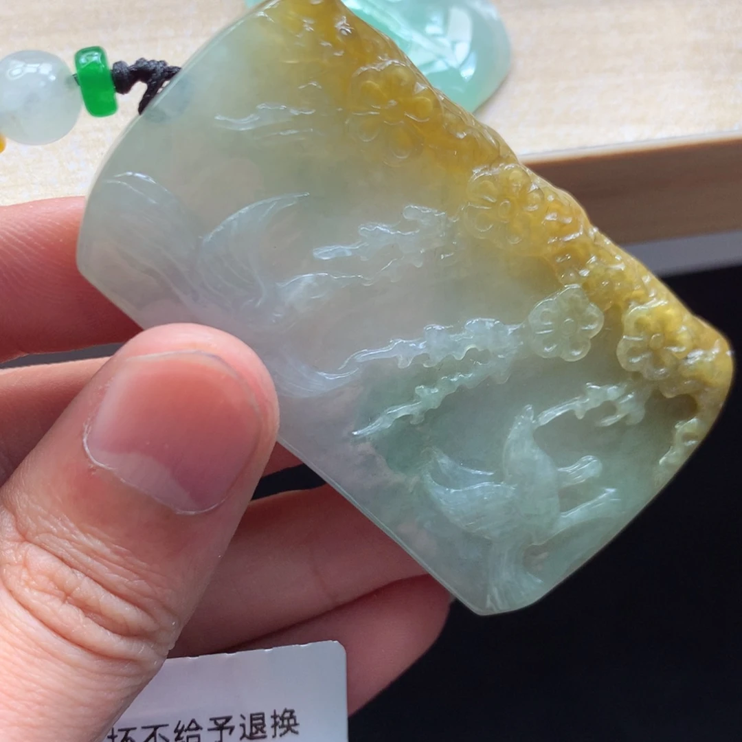 颈饰未镶嵌翡翠吊坠