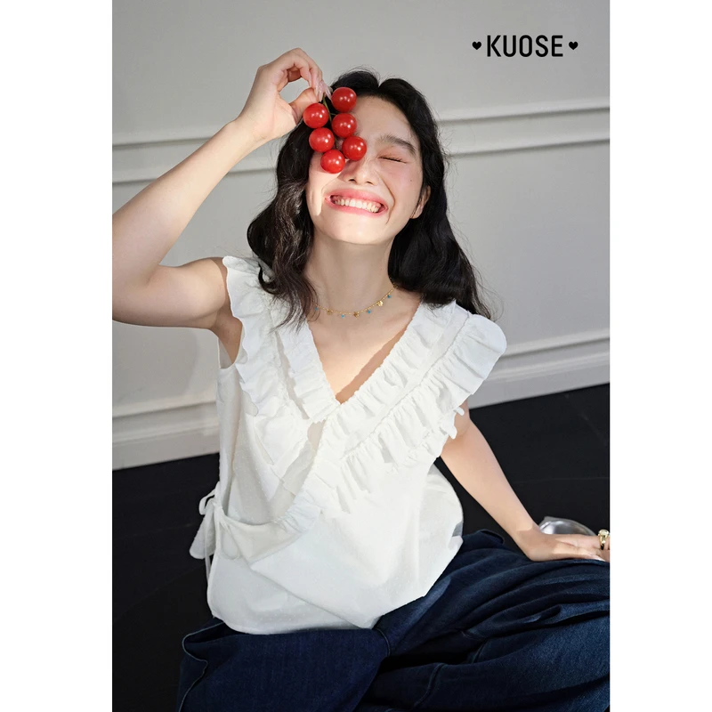 阔色v领木耳边植绒上衣女2025夏季新款肌理感吊带背心KSJ2506013