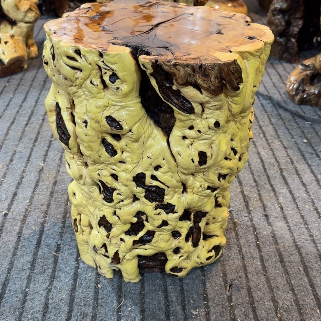 江***山龙纹鸡心枣木手工艺品
