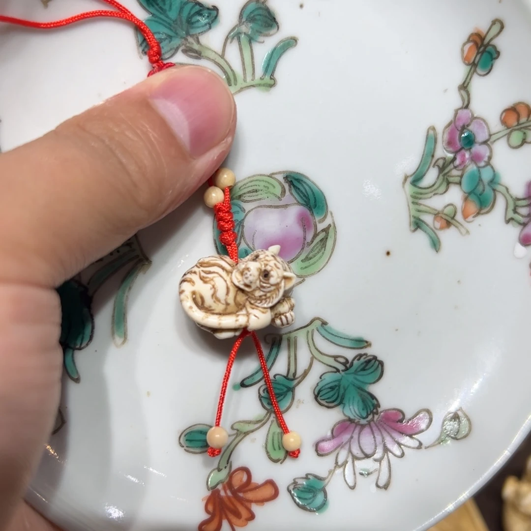 瓷片瓷器。。。。。。。。。