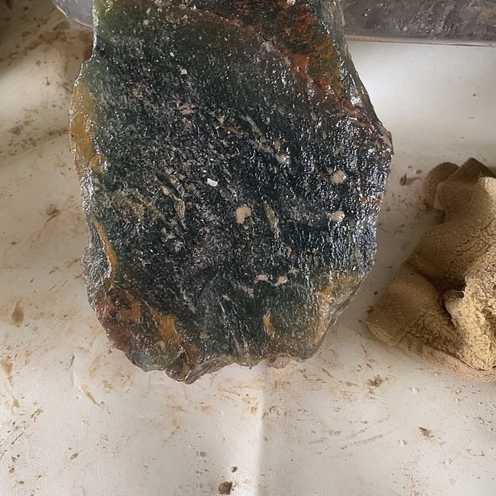大***海蛇纹石玉未镶嵌岫玉