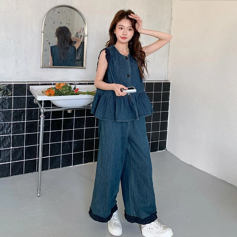 牛仔套装女款2025新款今年流行爆款韩版高级感阔腿裤木耳边两件套