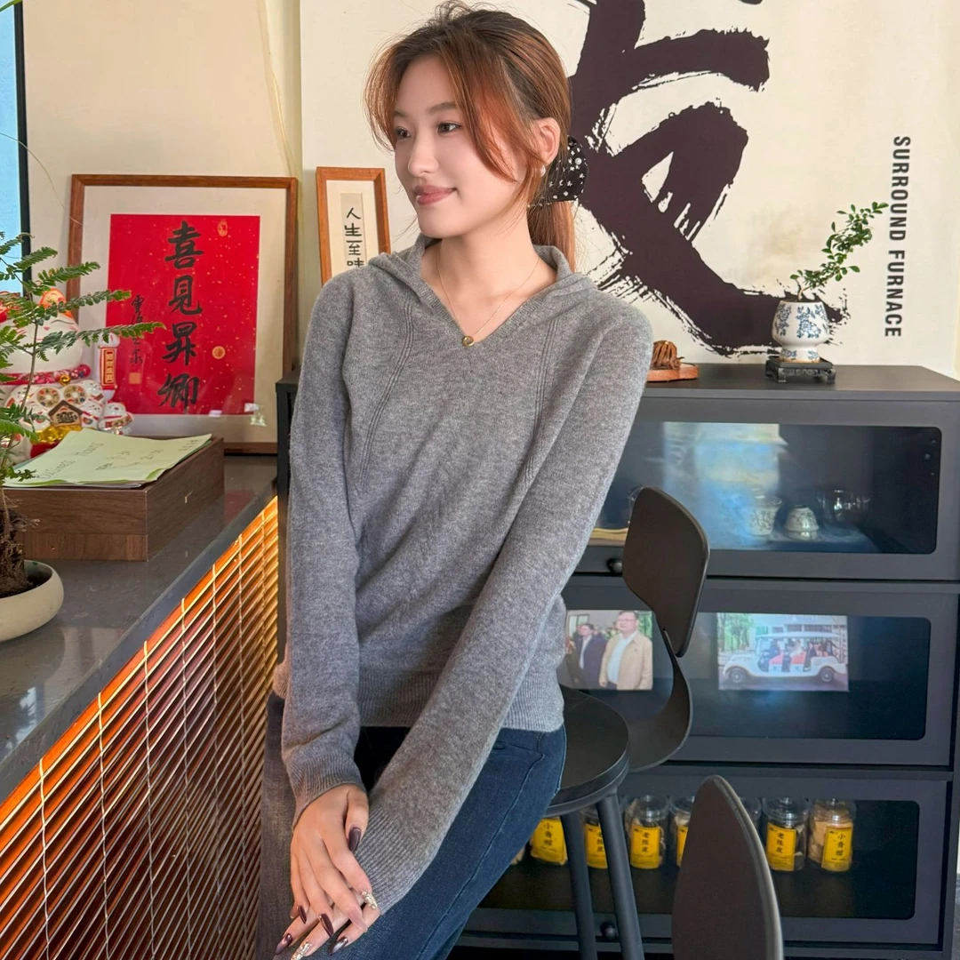针织薄款常规可水洗V领女衫长袖时尚打底衫毛衣