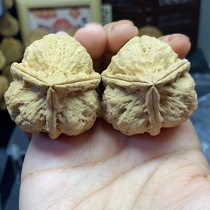 老***呀吊坠文玩核桃7有沙眼不退不换微瑕