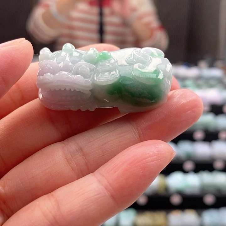 【闪购商品】翡翠颈饰未镶嵌嗳*沫