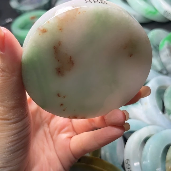 定制翡翠未镶嵌翡翠手镯